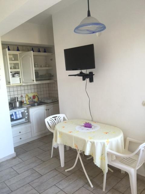 Dimitris Apartments Frý Eksteriør billede